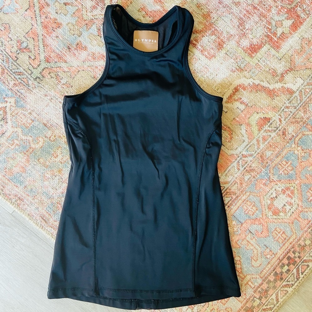 Olympia Activewear Tank Tee Top Size Medium